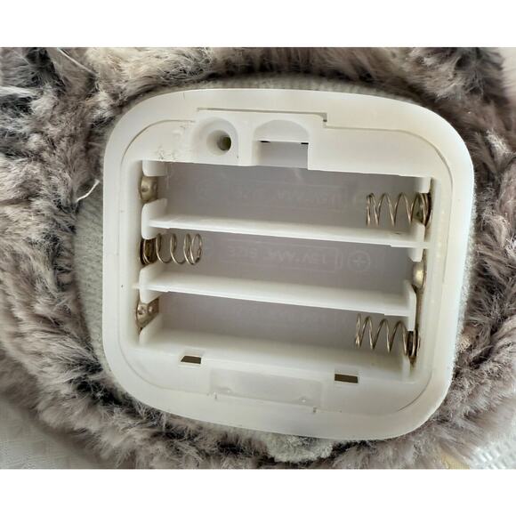 Dancing Singing Easter Bunny DanDee Collectors Choice Plush Toy With Carrot 12" - Picture 7 of 8